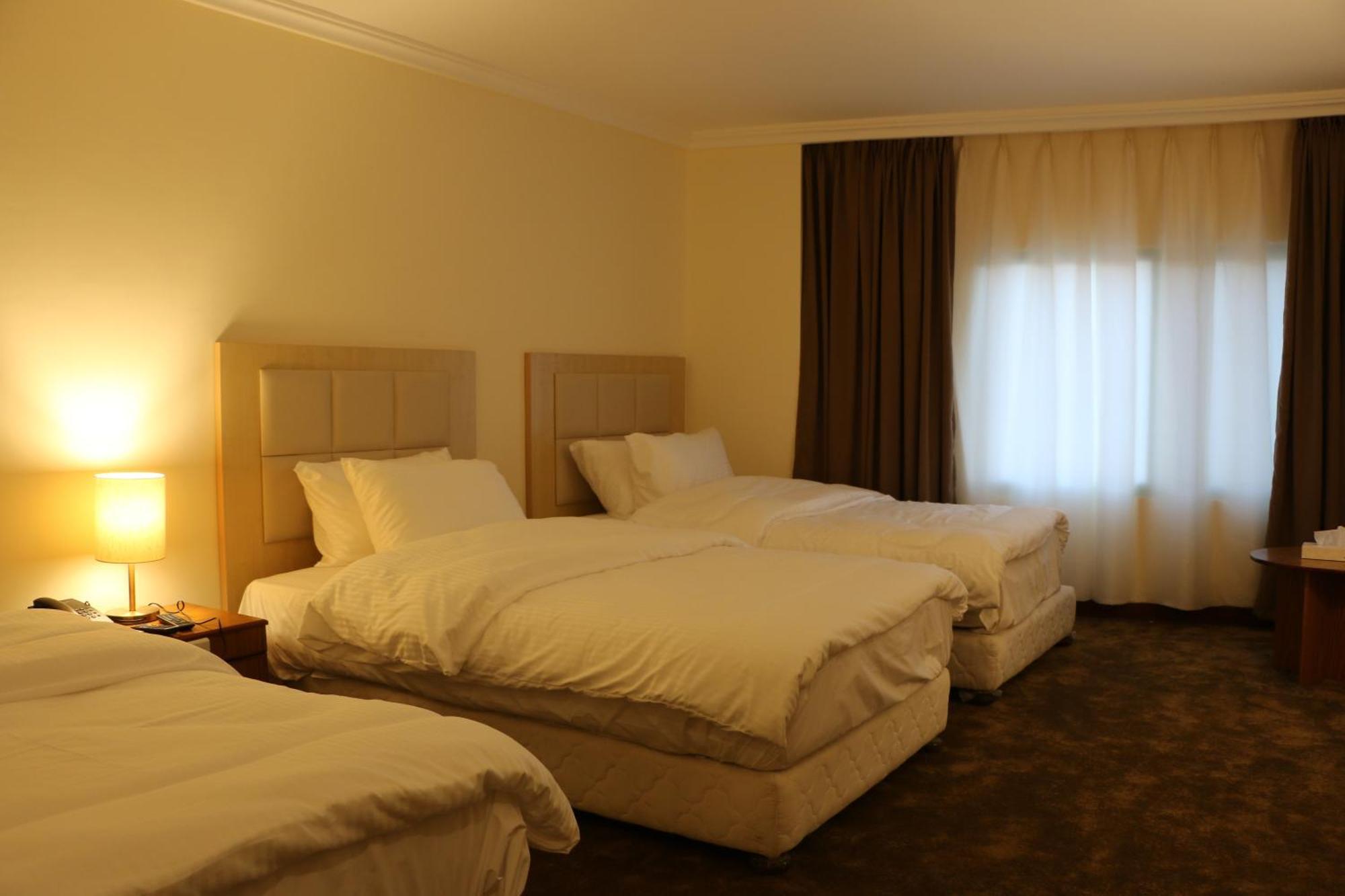 Silk Road Hotel Wadi Musa Extérieur photo